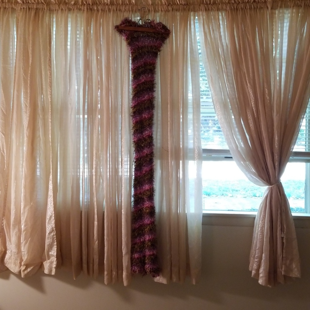 Scarf - Picture 2 of 3